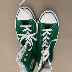 Converse size women’s 13 men’s 11